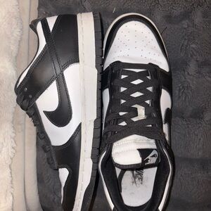 Nike Panda Dunks